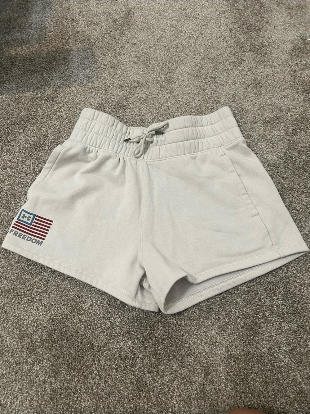 Under Armour Freedom Fleece 3" Athletic Shorts - Oatmeal/White Cream